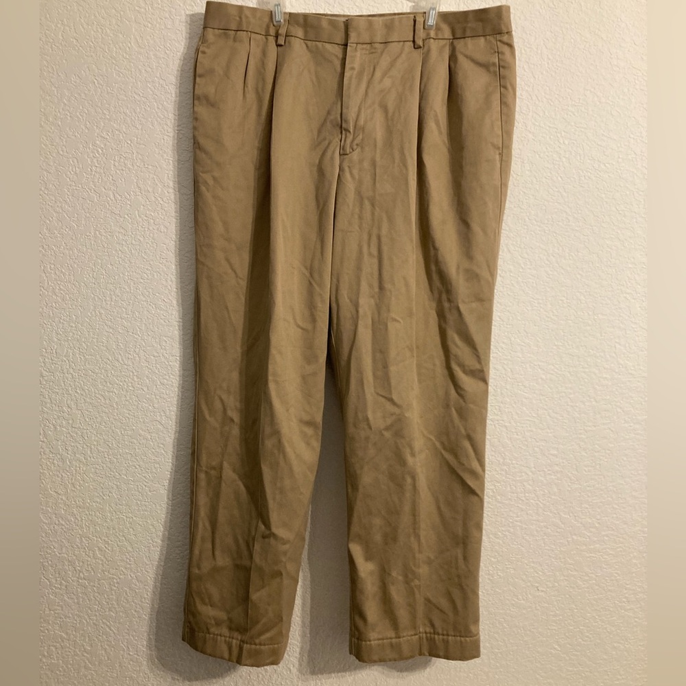 Men’s Khaki Dress Pants